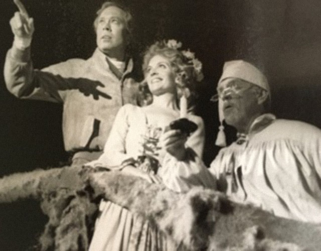 Todd Leaders (Tommy), Linda Purdy (Fiona), James Kinney (Mr. Lundie), Forest Theater BRIGADOON