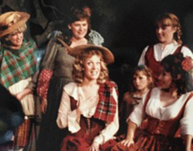 Linda Purdy (Fiona) with girls chorus, Forest Theater BRIGADOON